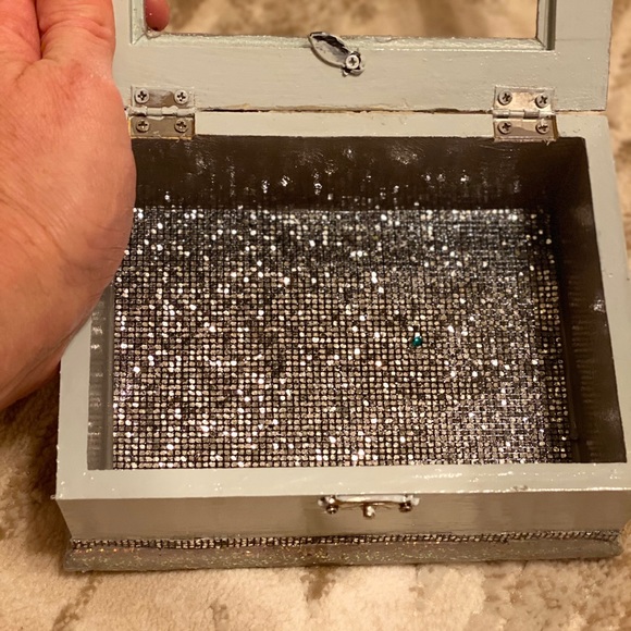 Picture box with some glam - Picture 2 of 4